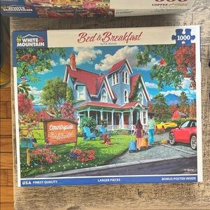 White Mountain Bed & Breakfast Puzzle - Vibrant Colors
